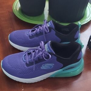 Sketchers sketch air